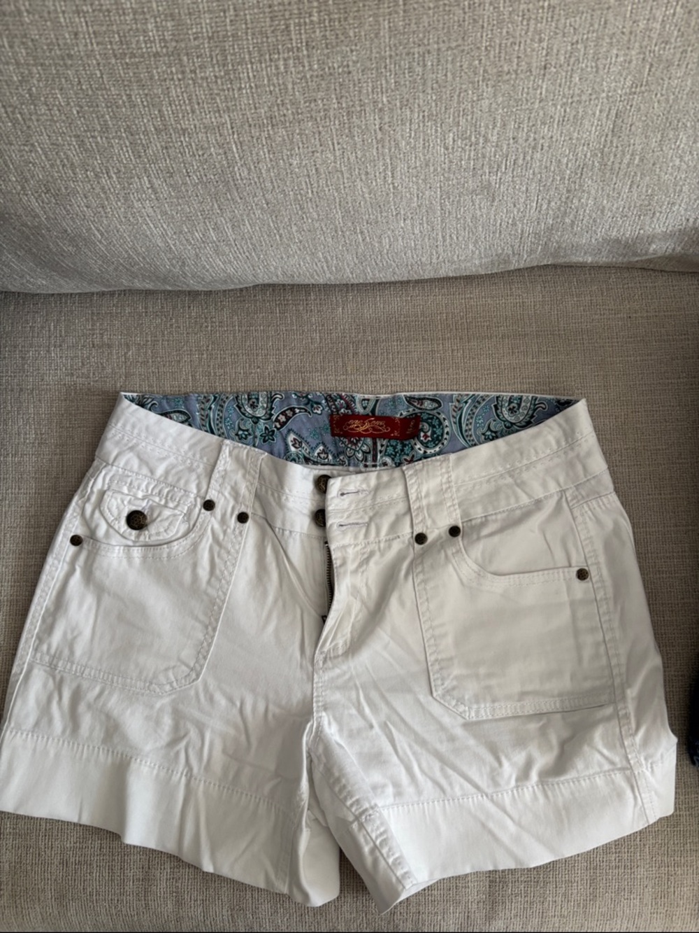 one 5 one White Women's Cotton Shorts with Paisley Waist Lining
